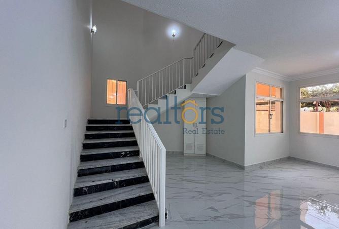 999127 - Property Image 3