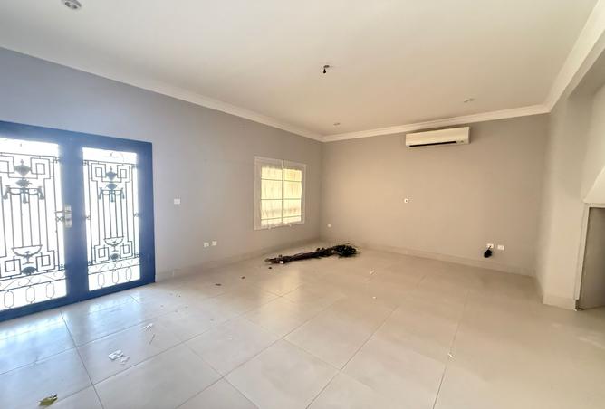 935177 - Property Image 3