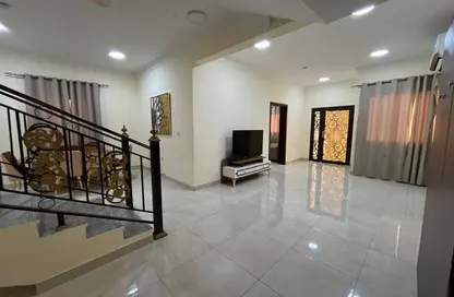 شقة - 6 غرف نوم - 6 حمامات للبيع في Al Sakhama - الدوحة