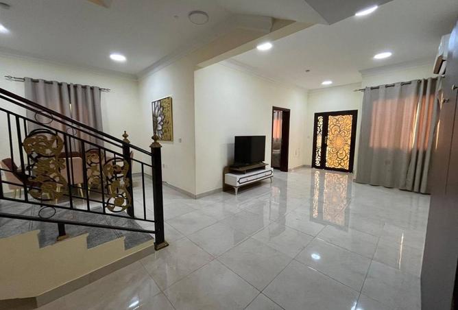 978083 - Property Image 2