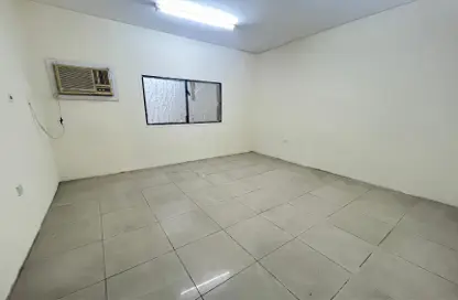 Apartment - 4 Bedrooms - 2 Bathrooms for rent in Najma - Doha