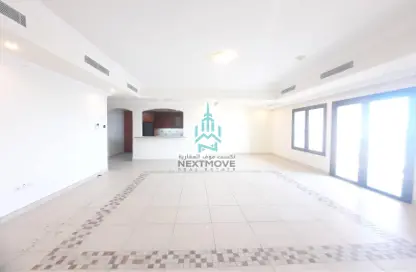 Empty Room image for: Apartment - 2 Bedrooms - 3 Bathrooms for rent in West Porto Drive - Porto Arabia - The Pearl Island - Doha, Image 1