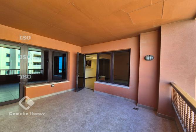 983168 - Property Image 2