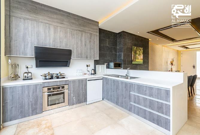 926465 - Property Image 3