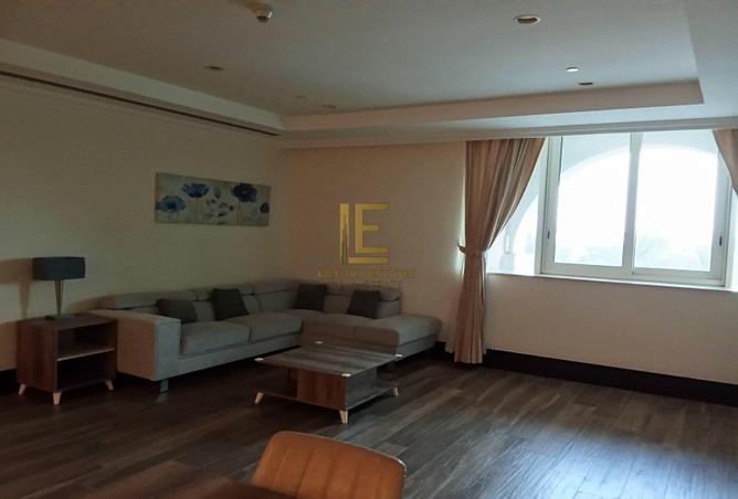908158 - Property Image 2