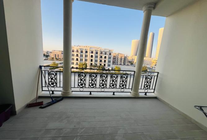 1002570 - Property Image 2