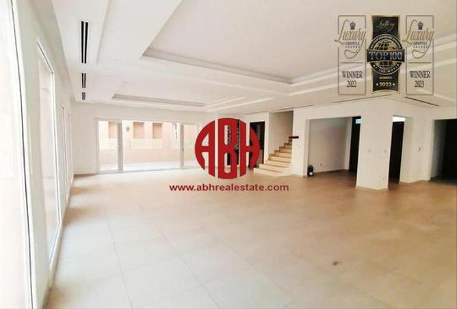 فيلا - 4 غرف نوم - 5 حمامات للايجار في فلل واست باي لاغون - وست باي لاجون - بحيرة وست لاجون - الدوحة
