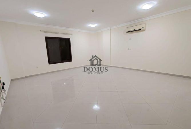 942874 - Property Main Image