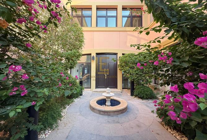 934081 - Property Image 2