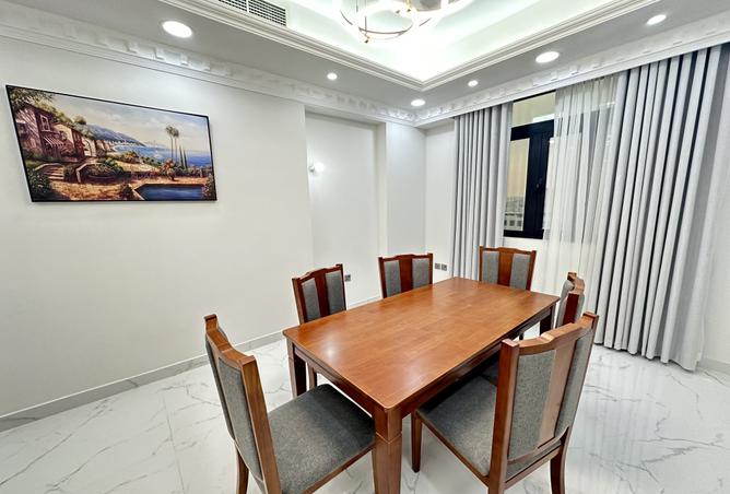 967618 - Property Image 3