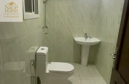 Apartment - 2 Bedrooms - 2 Bathrooms for rent in Al Messila - Al Messila - Doha