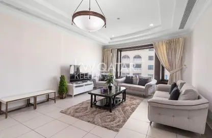 Apartment - 1 Bedroom - 2 Bathrooms for rent in East Porto Drive - Porto Arabia - The Pearl Island - Doha
