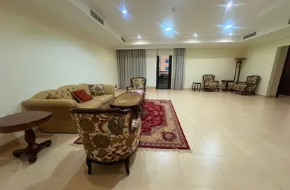 Apartment - 3 Bedrooms - 4 Bathrooms for sale in Porto Arabia - The Pearl Island - Doha