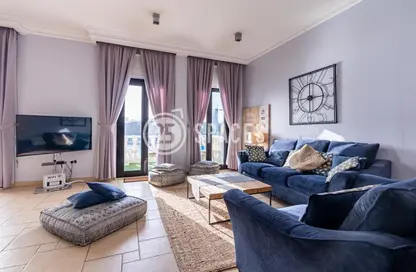 Apartment - 3 Bedrooms - 4 Bathrooms for rent in Mercato - Qanat Quartier - The Pearl Island - Doha