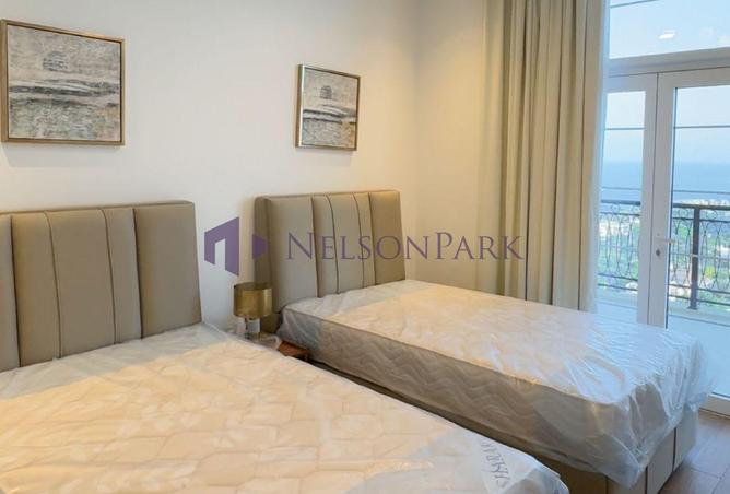 940700 - Property Image 2