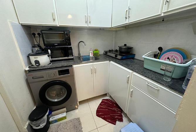 987289 - Property Image 3