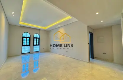 شقة - غرفة نوم - 2 حمامات للبيع في جنوب فوكس هيلس - فوكس هيلز - الوسيل
