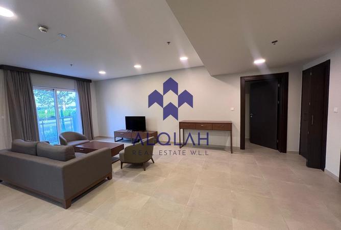 993422 - Property Image 2