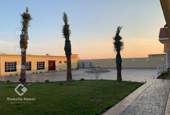 976908 - Property Image 2