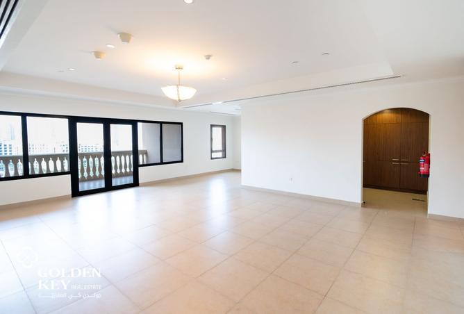 1004906 - Property Image 2