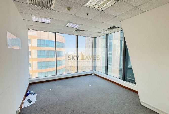 946389 - Property Image 3