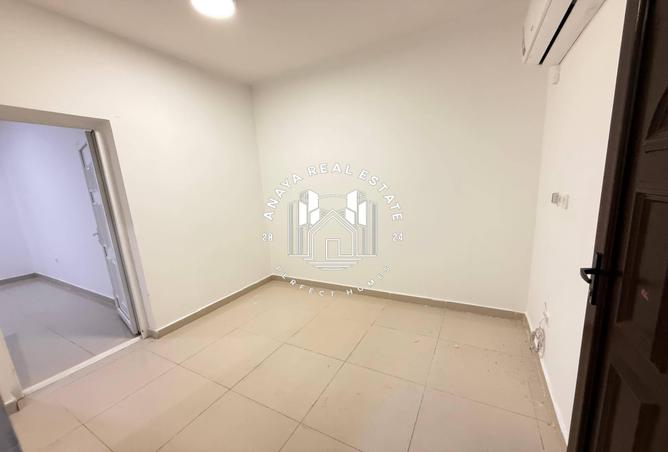 981859 - Property Image 2