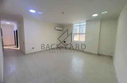 Apartment - 3 Bedrooms - 2 Bathrooms for rent in New Doha - Doha