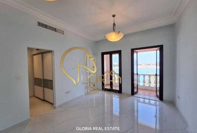 974377 - Property Image 3