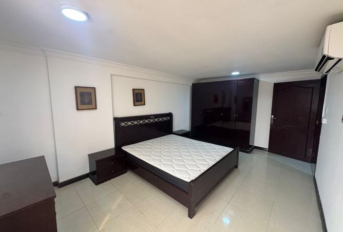 966611 - Property Image 3