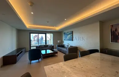 Apartment - 3 Bedrooms - 5 Bathrooms for rent in Abraj Bay - Abraj Quartiers - The Pearl Island - Doha