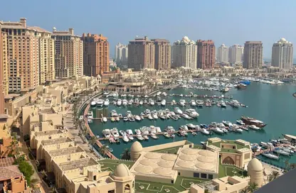 Apartment - 2 Bedrooms - 3 Bathrooms for rent in East Porto Drive - Porto Arabia - The Pearl Island - Doha