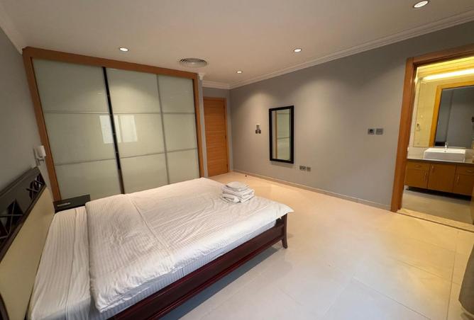 954664 - Property Image 2