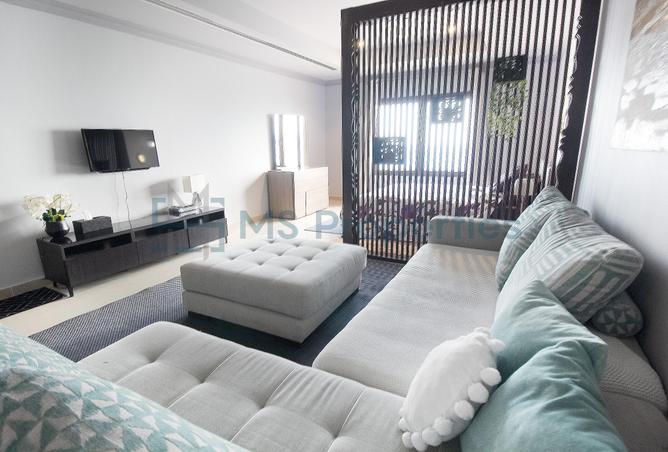 971323 - Property Image 2