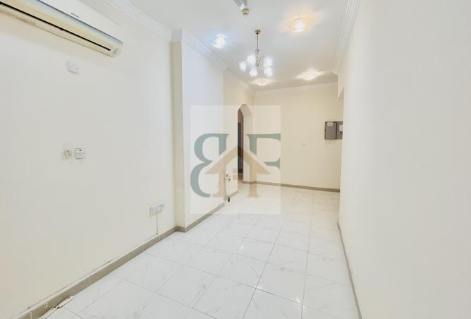 945294 - Property Main Image