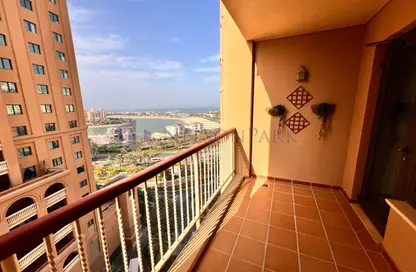 Apartment - 1 Bedroom - 2 Bathrooms for rent in Tower 19 - Porto Arabia - The Pearl Island - Doha