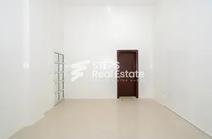 Staff Accommodation - Studio for rent in East Industrial Street - Birkat Al Awamer - Al Wakra