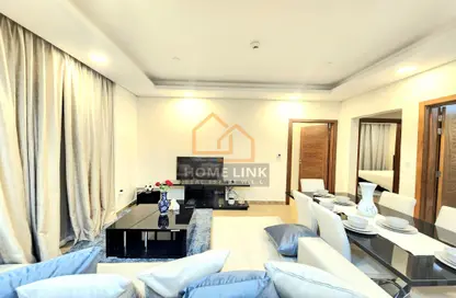 Living Room image for: Apartment - 2 Bedrooms - 3 Bathrooms for rent in Al Erkyah City - Lusail, Image 1