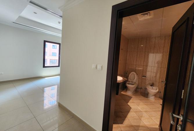 991205 - Property Image 3