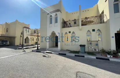 مجمع سكني - 4 غرف نوم - 5 حمامات للايجار في شارع الوعب - الوعب - الدوحة