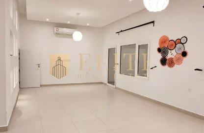 Villa - 4 Bedrooms - 5 Bathrooms for rent in Al Ebb - Al Kheesa - Umm Salal Mohammed