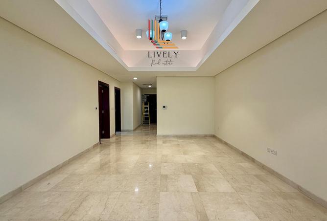 980224 - Property Image 2