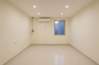 Apartment - 1 Bedroom - 1 Bathroom for rent in Mamoura 18 - Al Maamoura - Doha