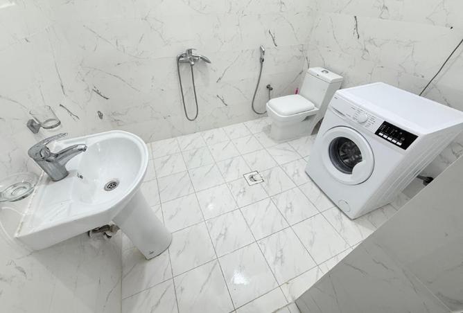 997749 - Property Image 2