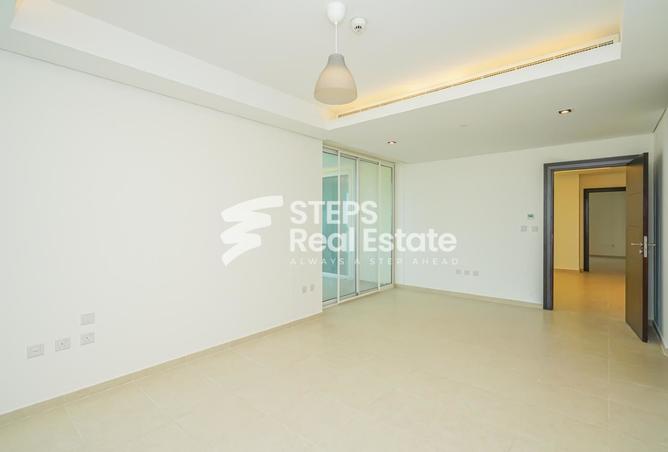 940492 - Property Image 2
