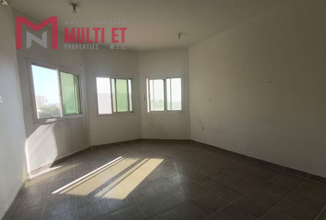 981528 - Property Image 2