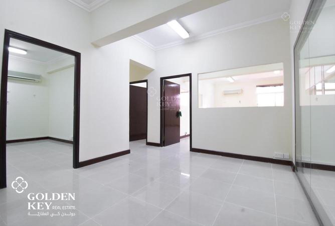 910216 - Property Image 2