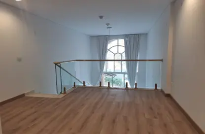 Apartment - 1 Bedroom - 2 Bathrooms for rent in Al Mutahidah Tower - Viva Bahriyah - The Pearl Island - Doha