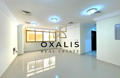Apartment - 2 Bedrooms - 2 Bathrooms for rent in Al Zubair Bakkar Street - Al Sadd - Doha