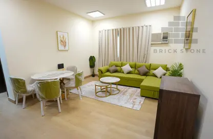 Apartment - 2 Bedrooms - 2 Bathrooms for rent in Al Mansoura - Al Mansoura - Doha