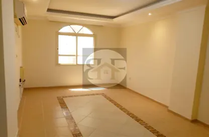 Apartment - 2 Bedrooms - 2 Bathrooms for rent in Al Sadd Road - Al Sadd - Doha